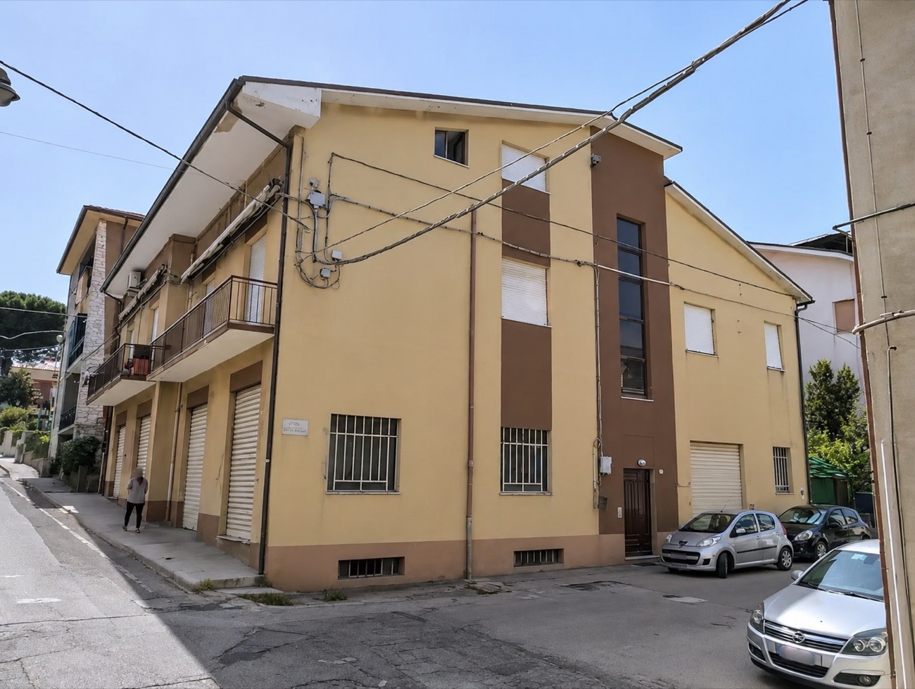 L'edificio di Es Vedra all'angolo di Via Po, Porto Sant'Elpidio