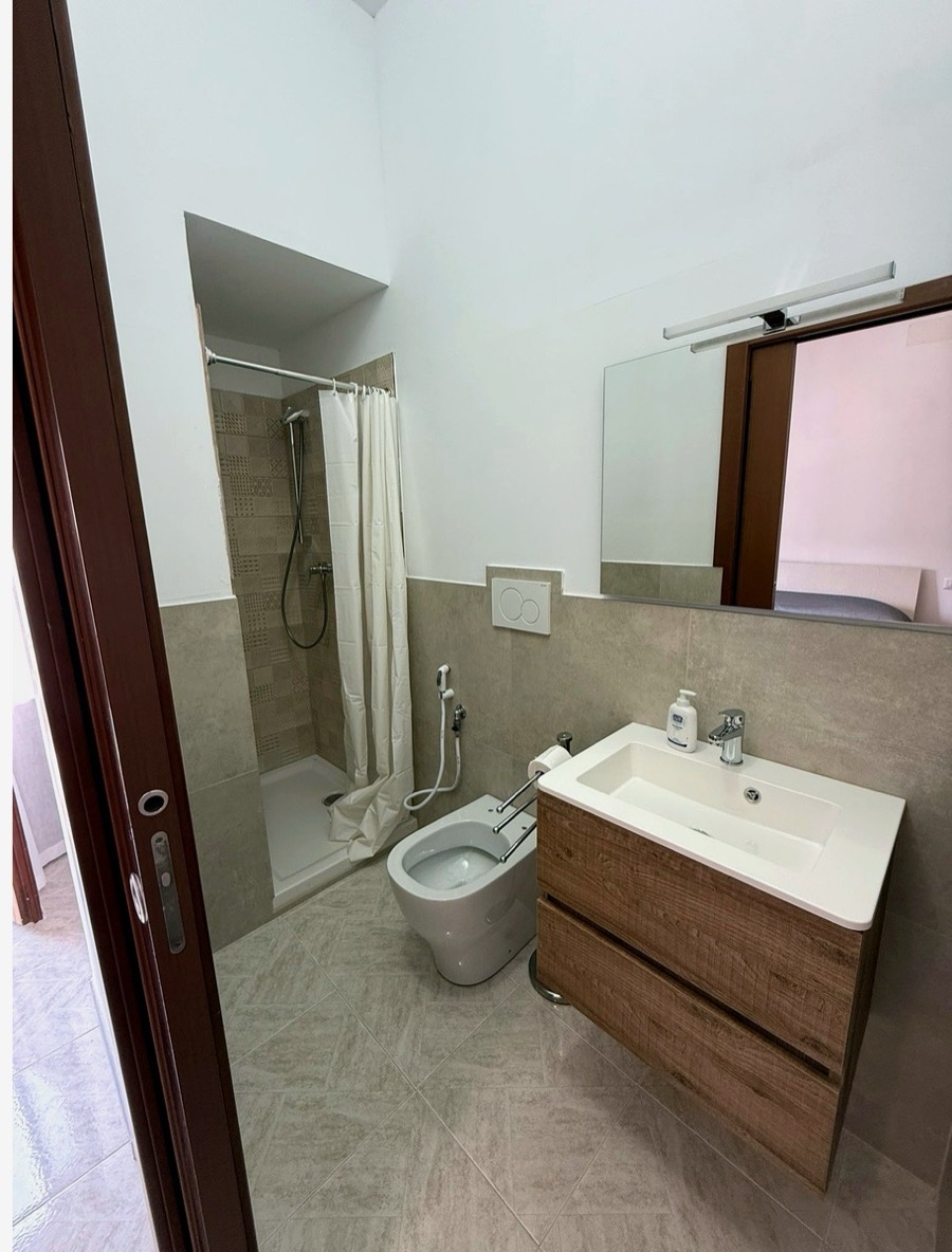 Bagno Via Romagna 2